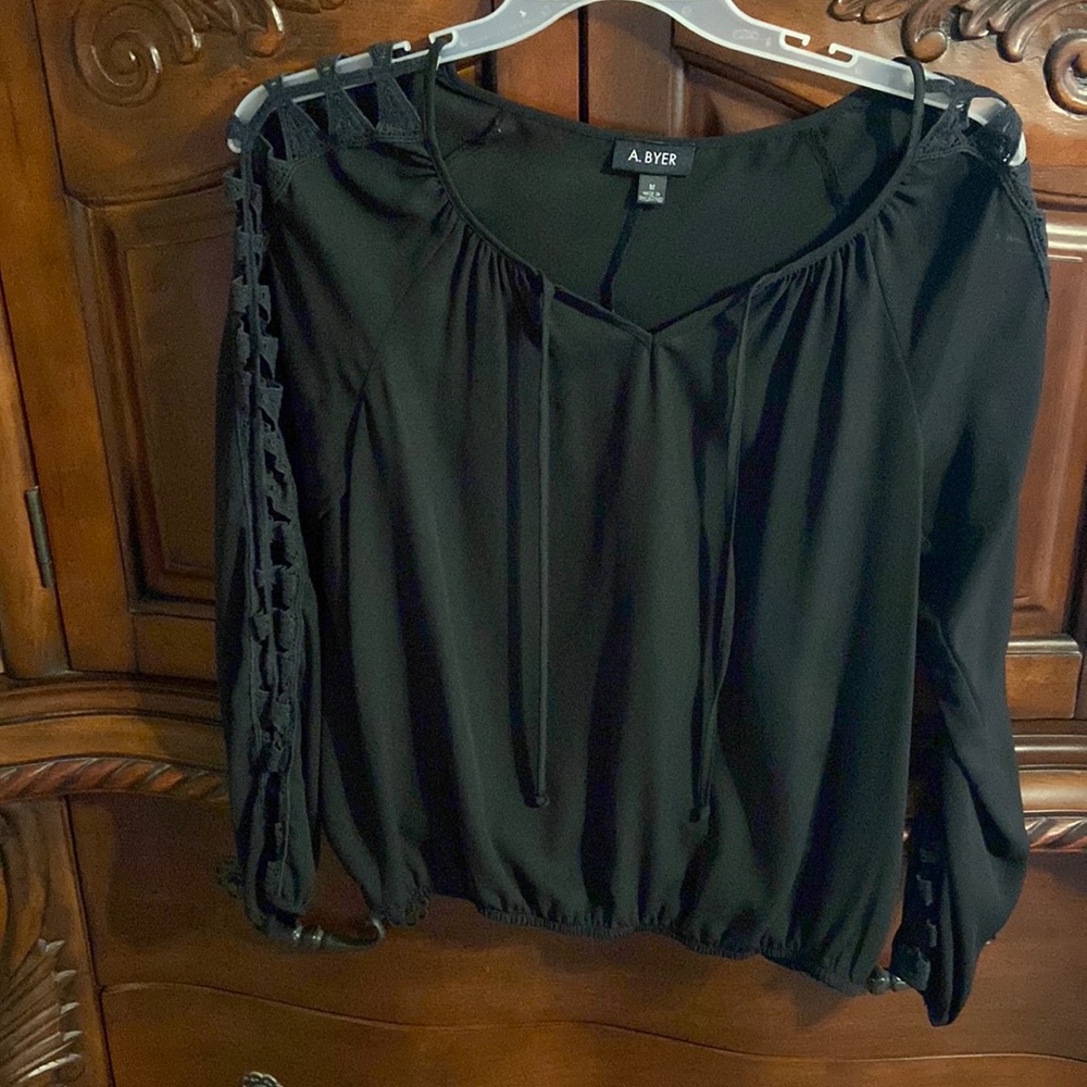Cute Top Size M good condition